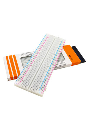 PROTOBOARD DE 830 PUNTOS SIN BASE (BLANCO)